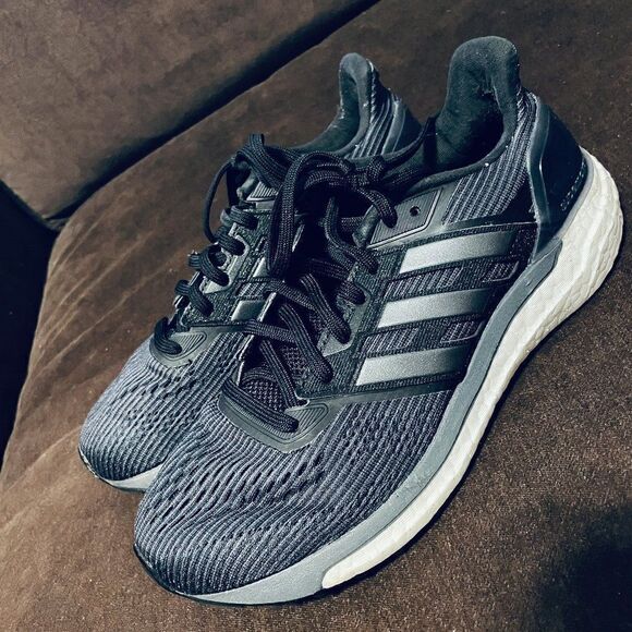 Xlnt Adidas Supernova Glide Boost 9, wmns 6.5 US - Picture 3 of 6